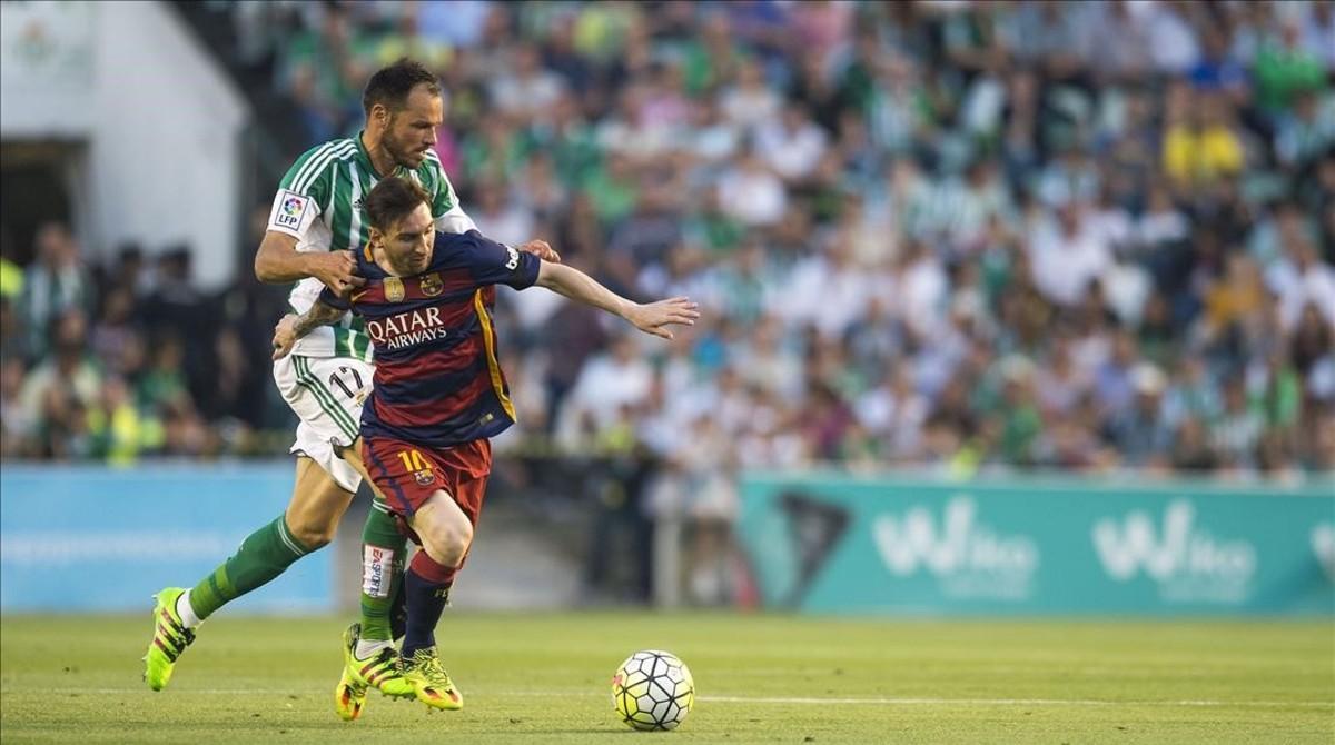 dtorras33719065 sevilla 30 04 2016 messi trata de160501190026 dtorras33719065 sevilla 30 04 2016 messi trata de160501190026