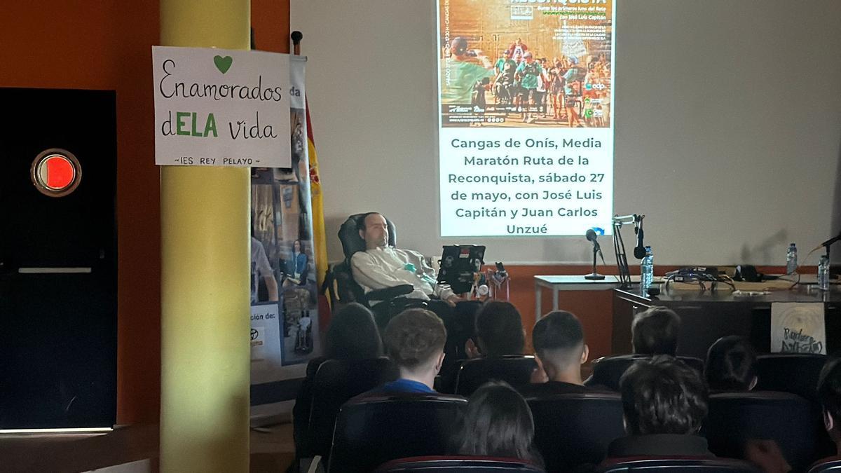 "Capi" en el instituto cangués.