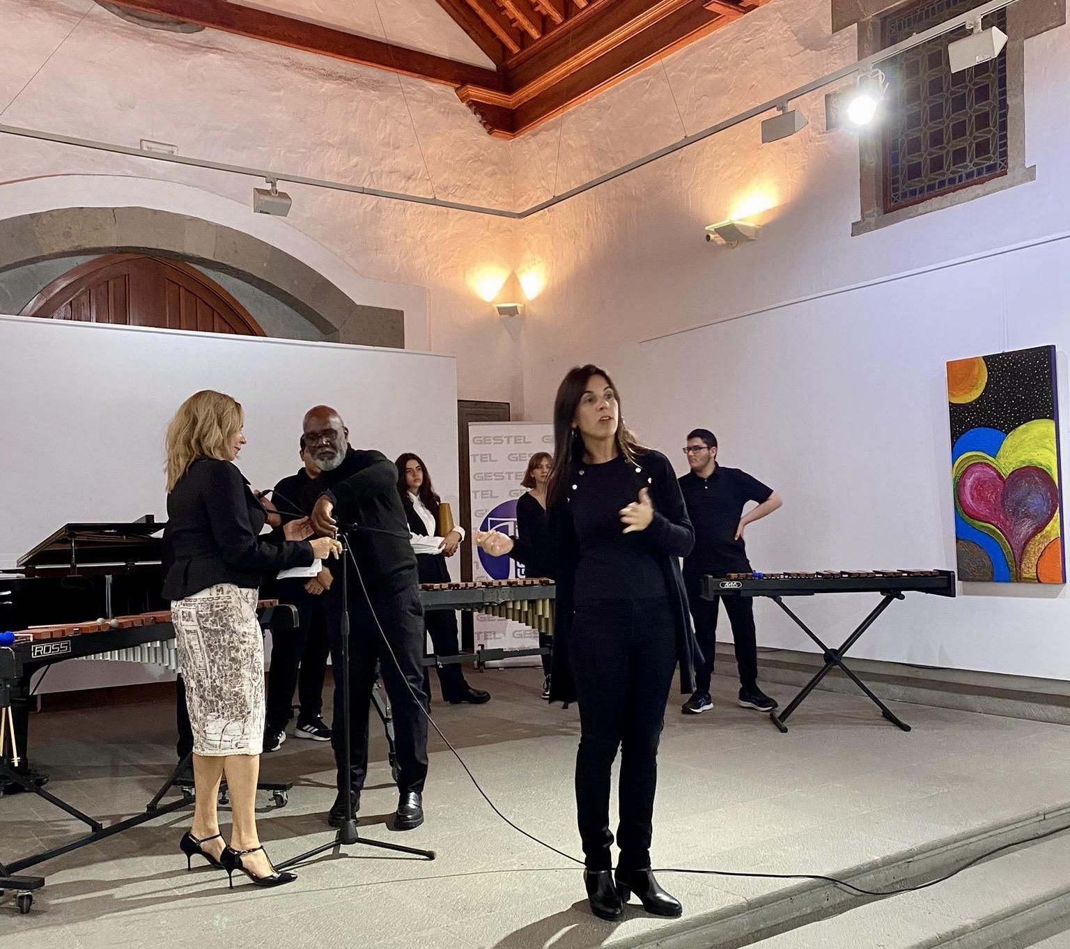 Exposición pictórica Conexión Latente en la Ermita de San Pedro Mártir