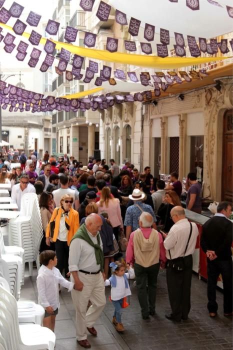 Gran ambiente en al Fiesta de las Cruces de Mayo en Cartagena