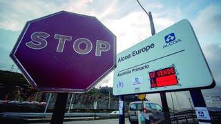 DGT: cambia la señal de STOP, así será en 2023