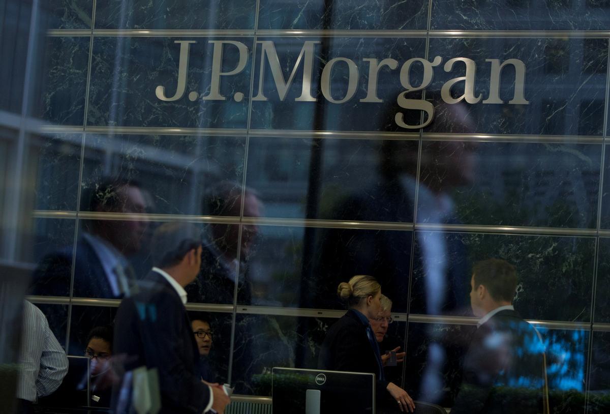 Trabajadores en las oficinas de JP Morgan en Londres.