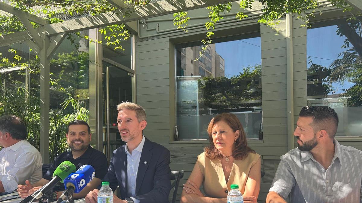 Desayuno informativo del Partido Popular de Gandia
