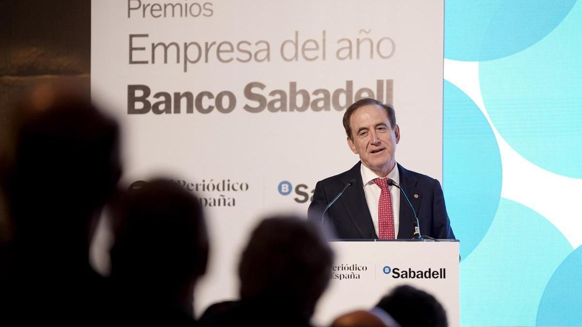 Premio ‘Empresario del Año Banco Sabadell’ a Antonio Huertas, presidente de Mapfre.
