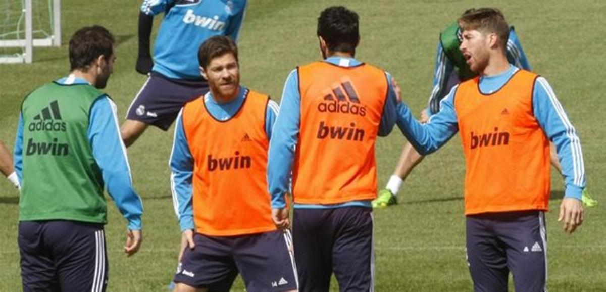 Higuaín, Alonso, Albiol i Ramos, a Valdebebas. Higuaín, Alonso, Albiol i Ramos, a Valdebebas.