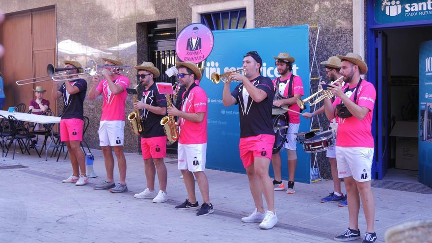 Las charangas toman la Vall en un animado día de fiestas