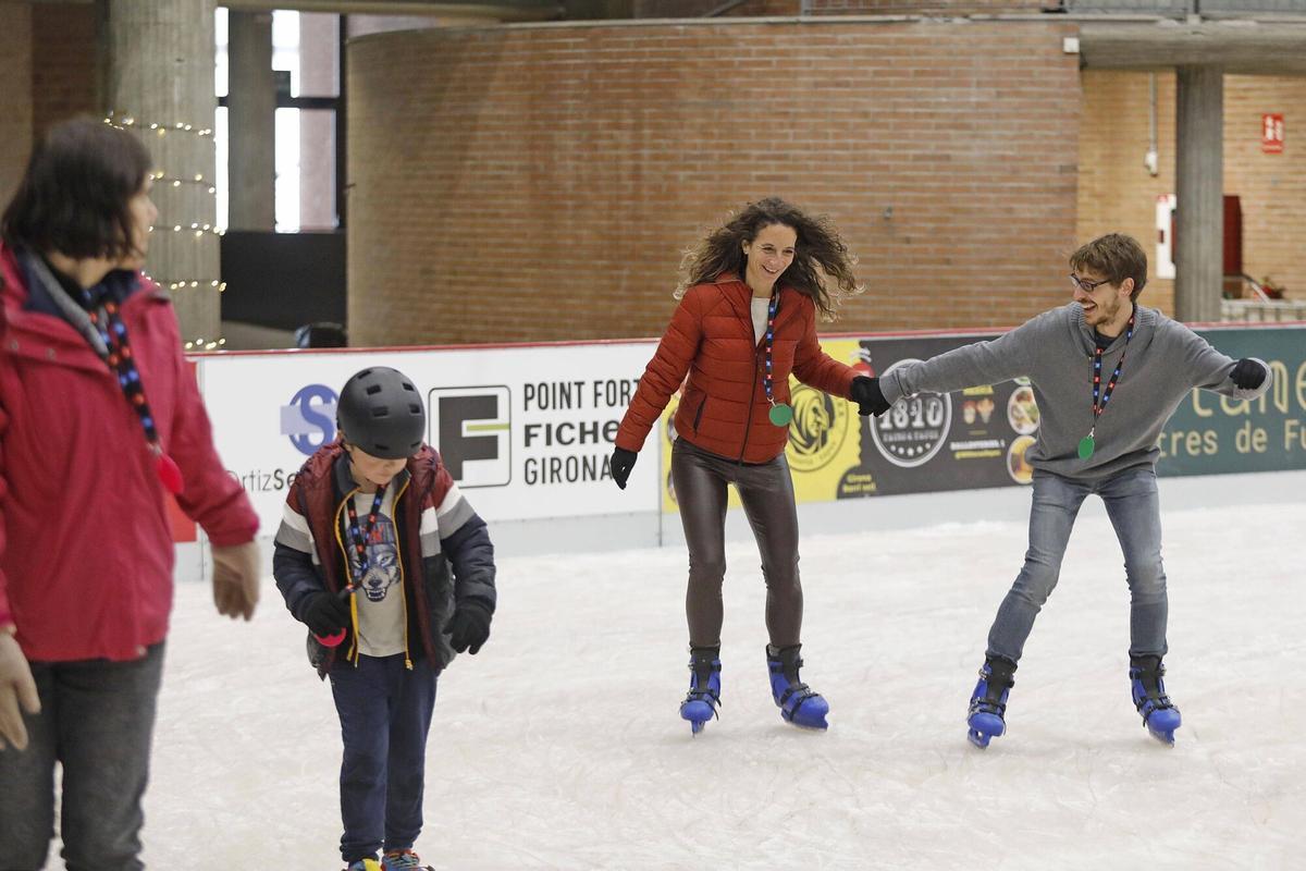 Les imatges del primer dia de la pisya de de gel de Girona