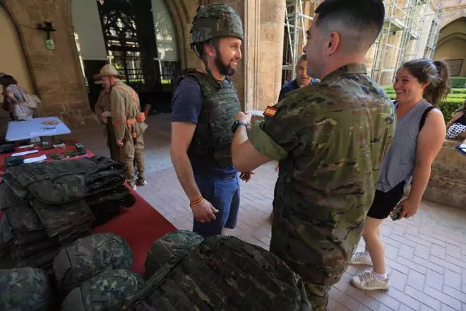 Jornada de puertas abiertas en el cuartel de Santo Domingo de València