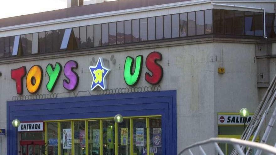 Toys 'R' Us ata el futuro de sus tres tiendas gallegas tras su venta a un  grupo luso - La Opinión de A Coruña