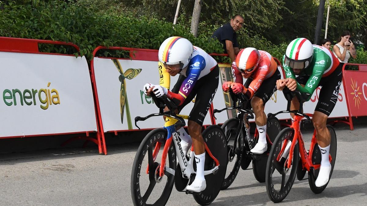 L’arribada de la Vuelta al Parc de les Aigües.