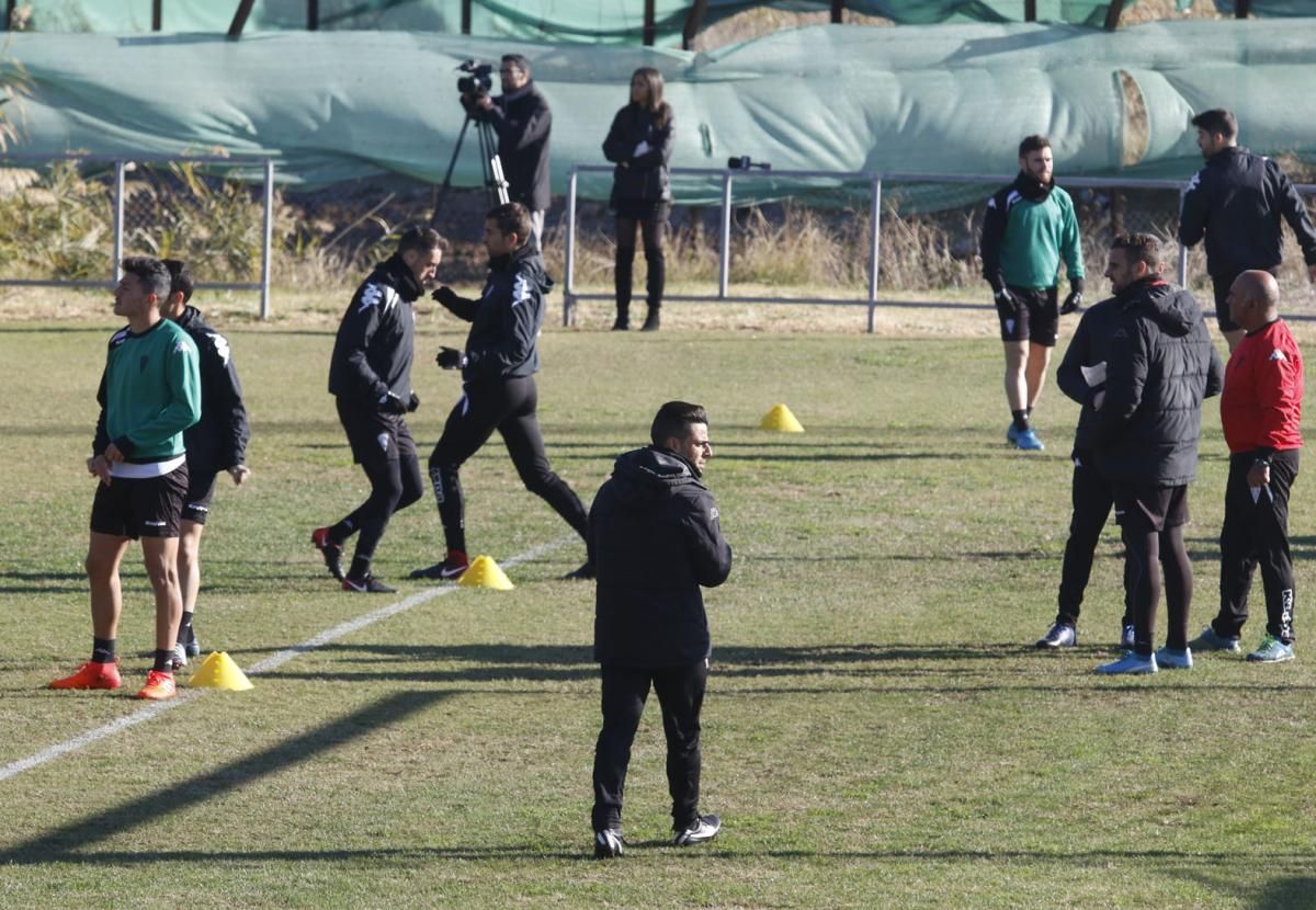 Primer entrenamiento de Jorge Romero tras hacerse cargo del primer equipo del CCF