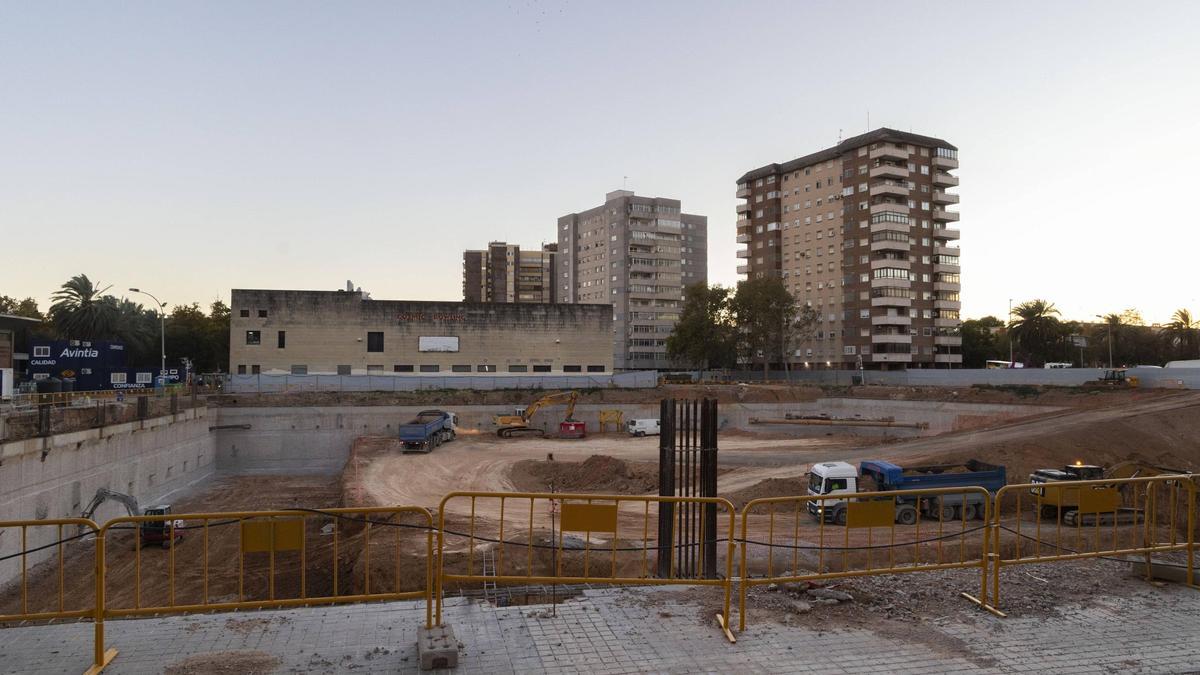 Obras de la promoción de 510 viviendas de alquiler en València del fondo Azora.