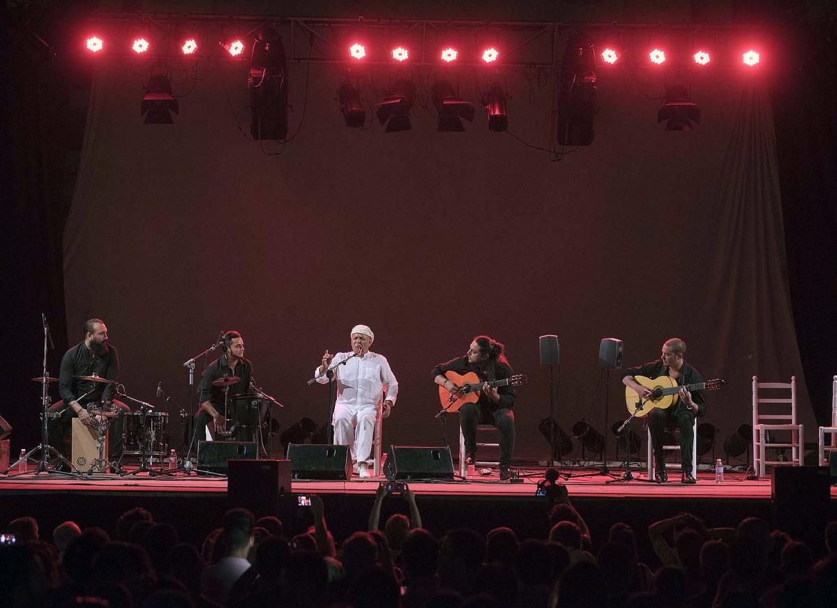 FOTOGALERÍA // Máxima expectación en la décima Noche Blanca del Flamenco en Córdoba