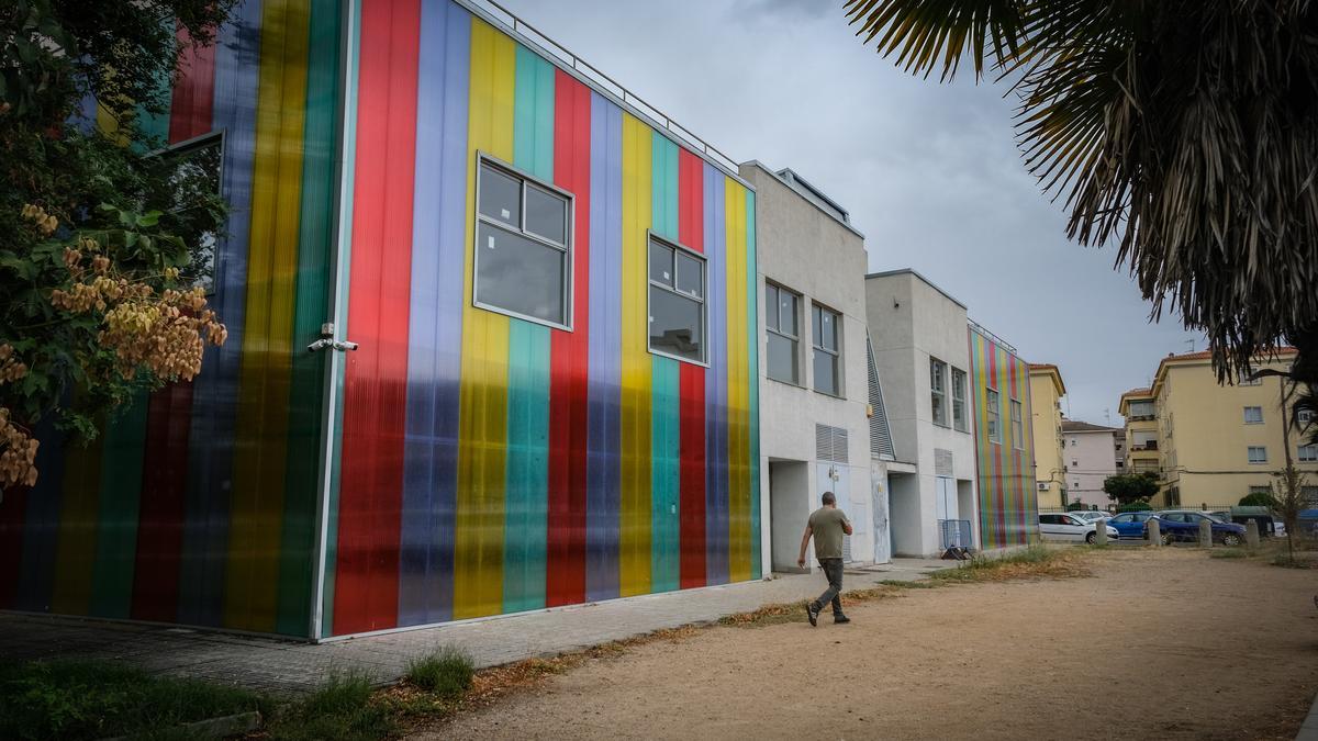 El ayuntamiento proyecta un centro social para Valdepasillas y La Paz en parte de este edificio.