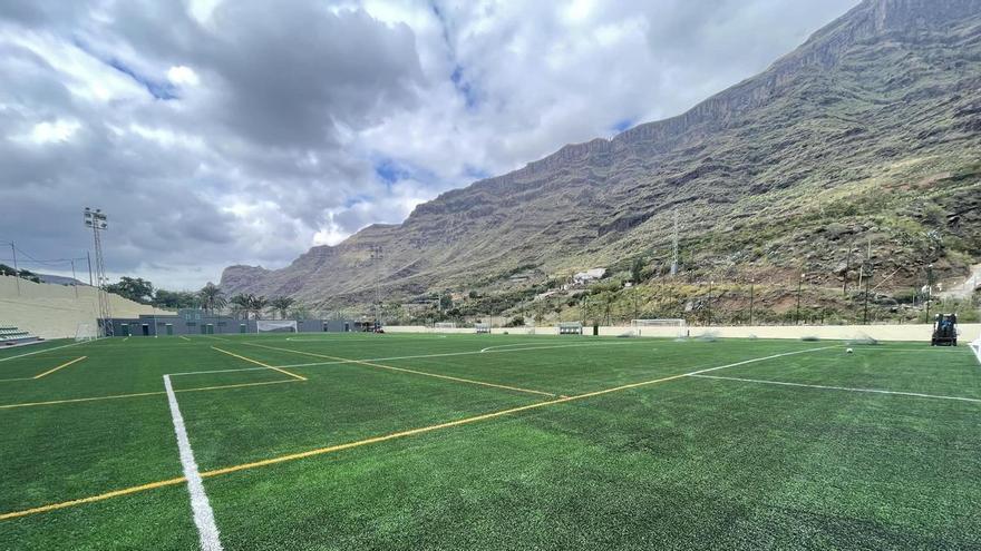 San Bartolomé de Tirajana inaugura la remodelación del polideportivo Maestro Antonio de Cercados de Espino