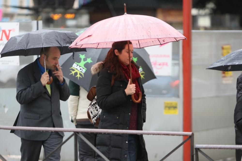 La lluvia llega a Málaga.