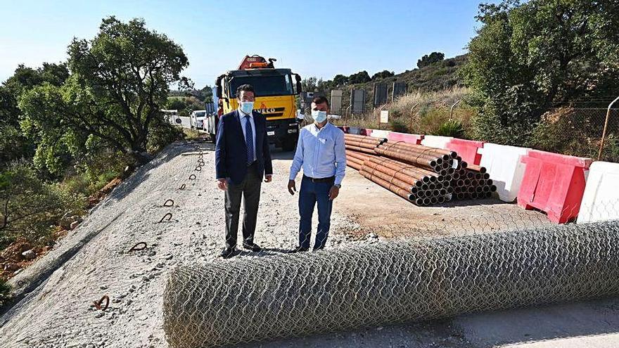 Alcalá y López, en una visita al carril del General.