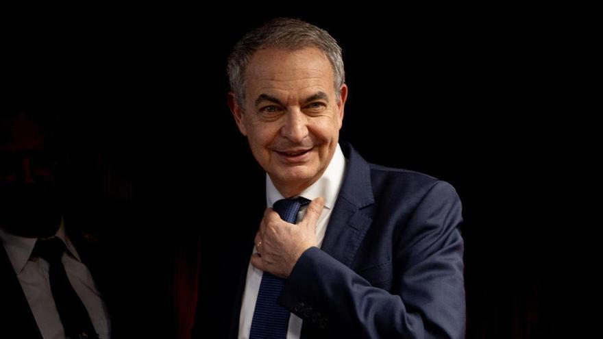 El juez Calama bloquea cuentas bancarias de la trama en la que está imputado expresidente Zapatero