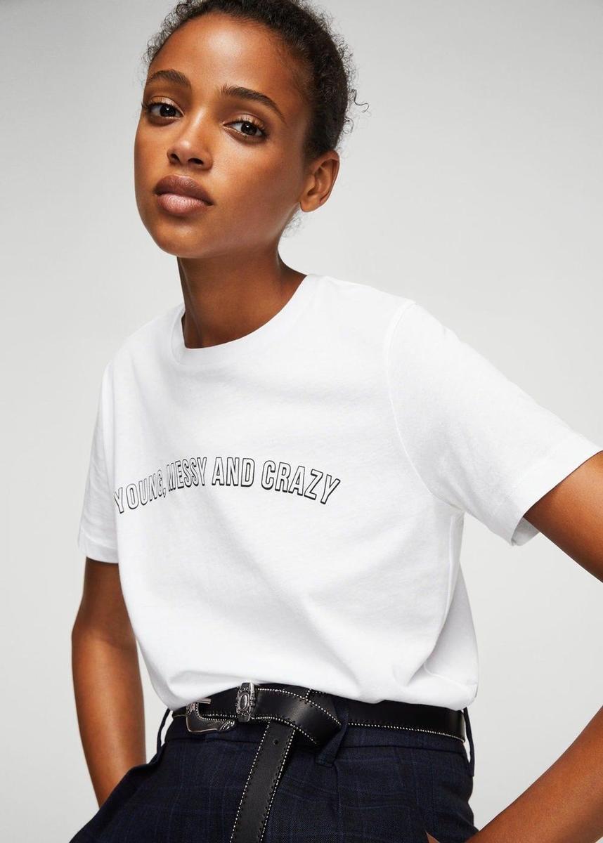 Camiseta estampada blanca de Mango (Precio: 3,99 euros)