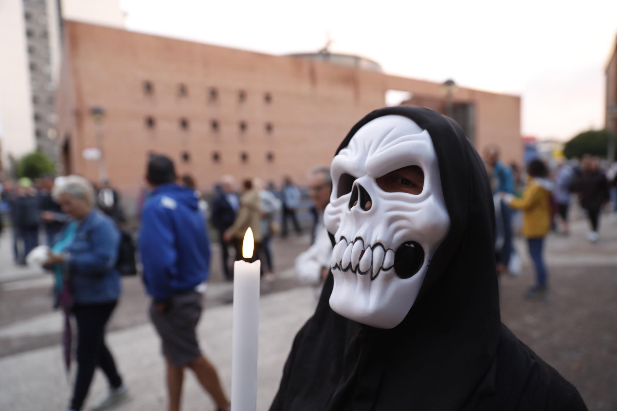 Manifestación de los vecinos de la zona oeste de Gijón