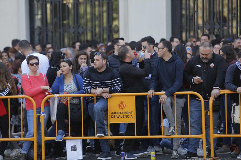 Búscate en la mascletà del 2 de marzo