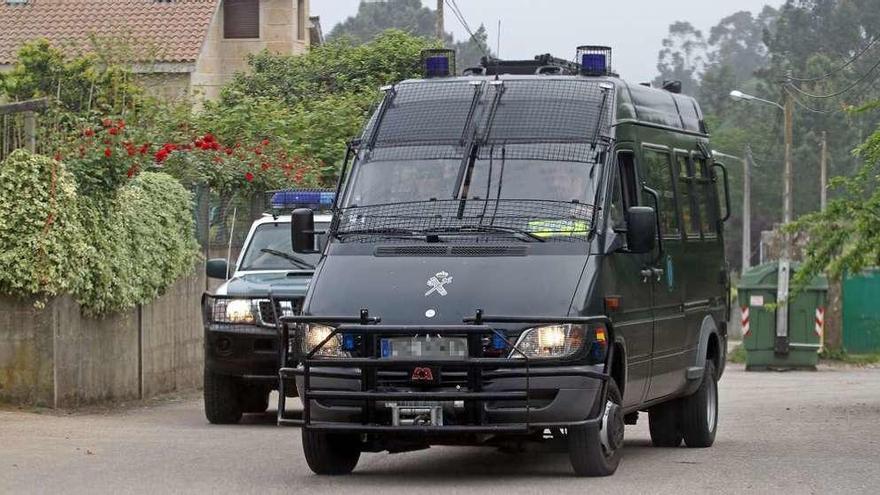 La Guardia Civil, ante la casa familiar de &#039;Los Morones&#039; tras ocurrir los hechos.