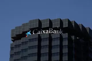 CaixaBank gana 2.675 millones hasta junio, un 25,2% más