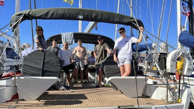 La tripulación de uno de los veleros participantes en la ARC. | | WORLD CRUISING CLUB