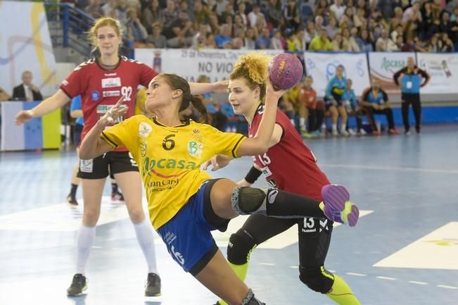 Semifinal de la Challenge Cup entre el Balonmano ...