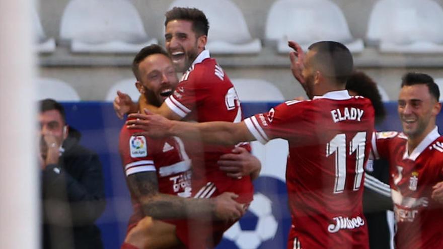 Elady y José Ángel hacen despegar al FC Cartagena