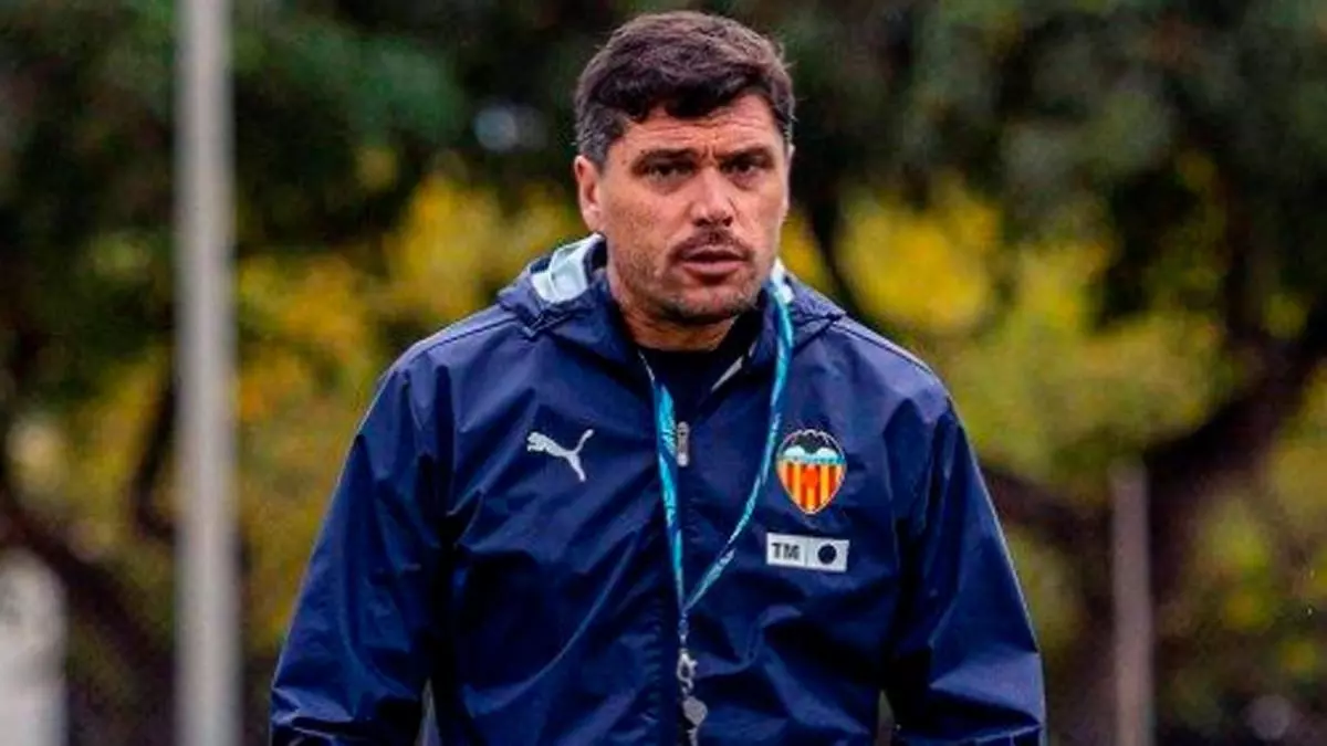 El Valencia CF rescinde por sorpresa a Almeida y Materek