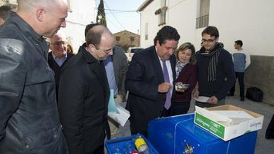 La Diputación estrena por primera vez en España un innovador sistema para bonificar a los ciudadanos que más reciclen