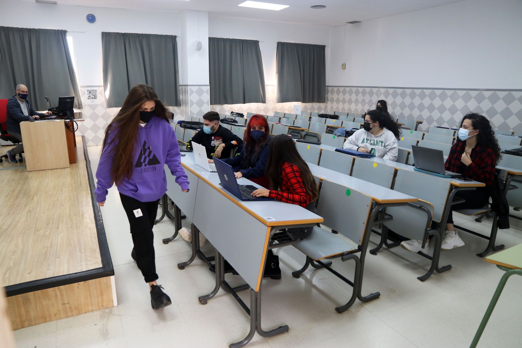 Los alumnos vuelven a las aulas de la Universidad de Málaga