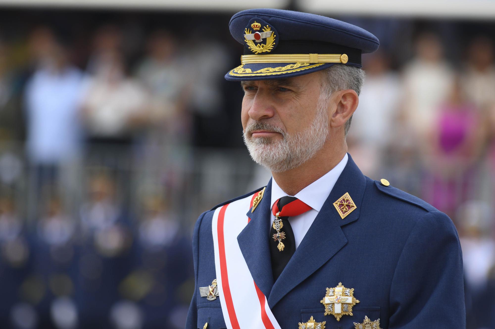 Las imágenes de la visita del rey Felipe VI en la Academia General del Aire de San Javier