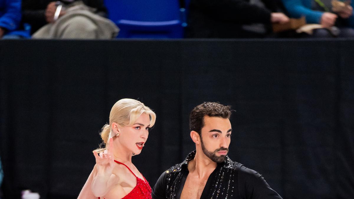 Olivia Smart y Adrián Díaz logran su primera medalla en un ISU Grand Prix