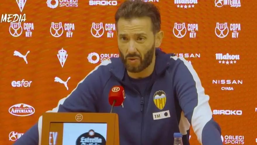 Corberán: "El trabajo de Lucas Beltrán en el equipo es una barbaridad"