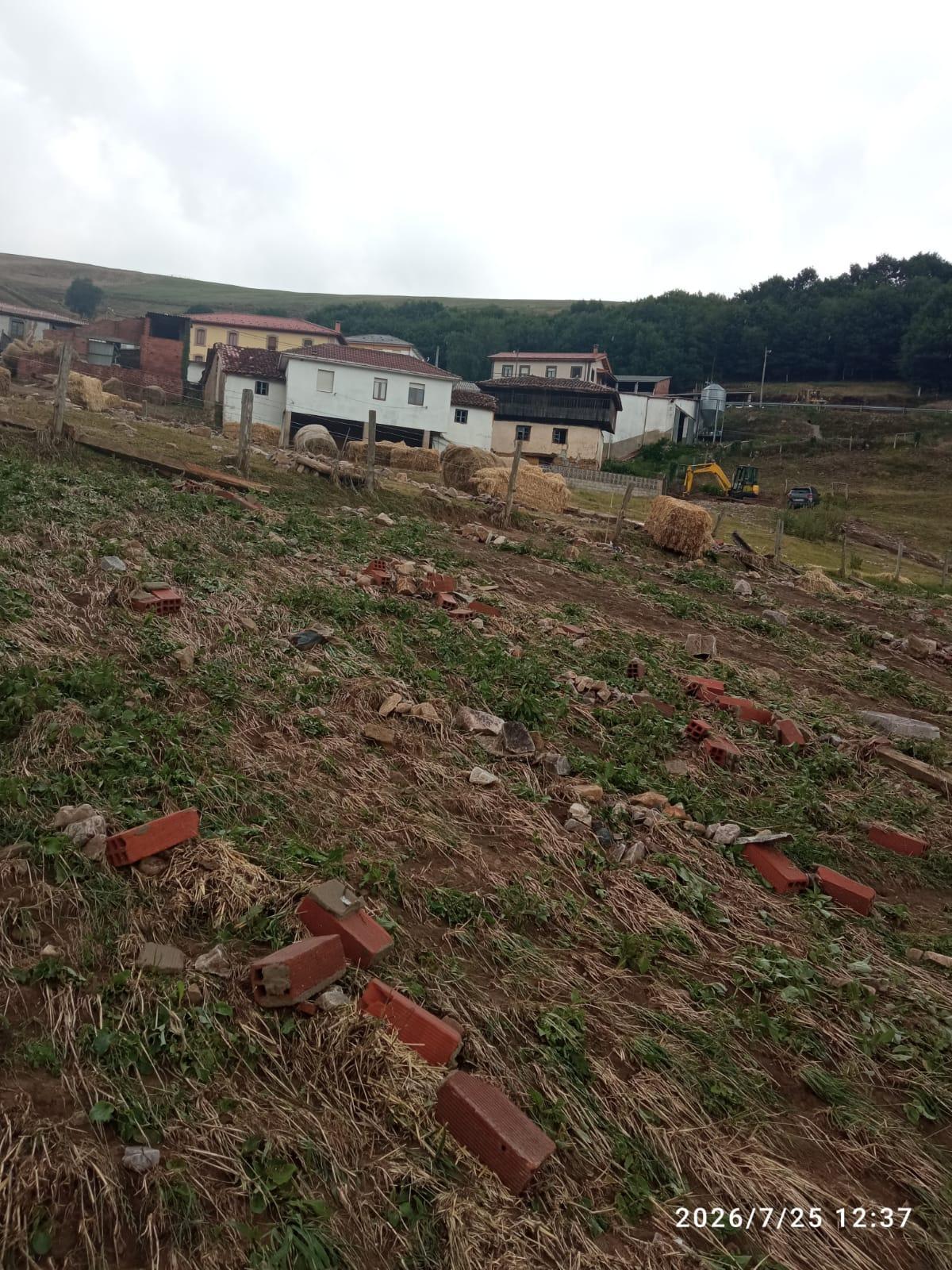 En imágenes: Así quedó el pueblo de Fontalba, en Tineo, tras la tromba de agua registrada el viernes