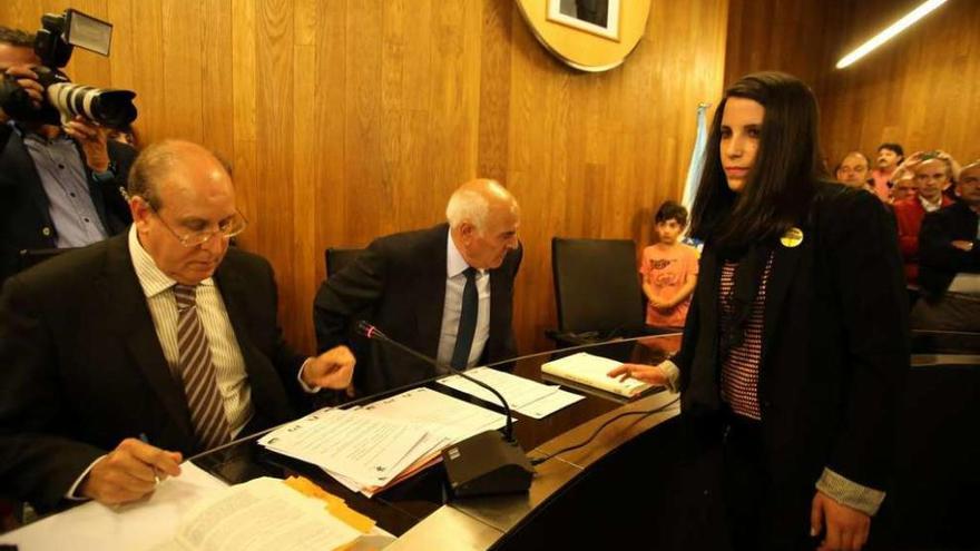 Lara Rodríguez Peña, al tomar posesión como concejala, el 13 de junio pasado. // Bernabé/Gutier