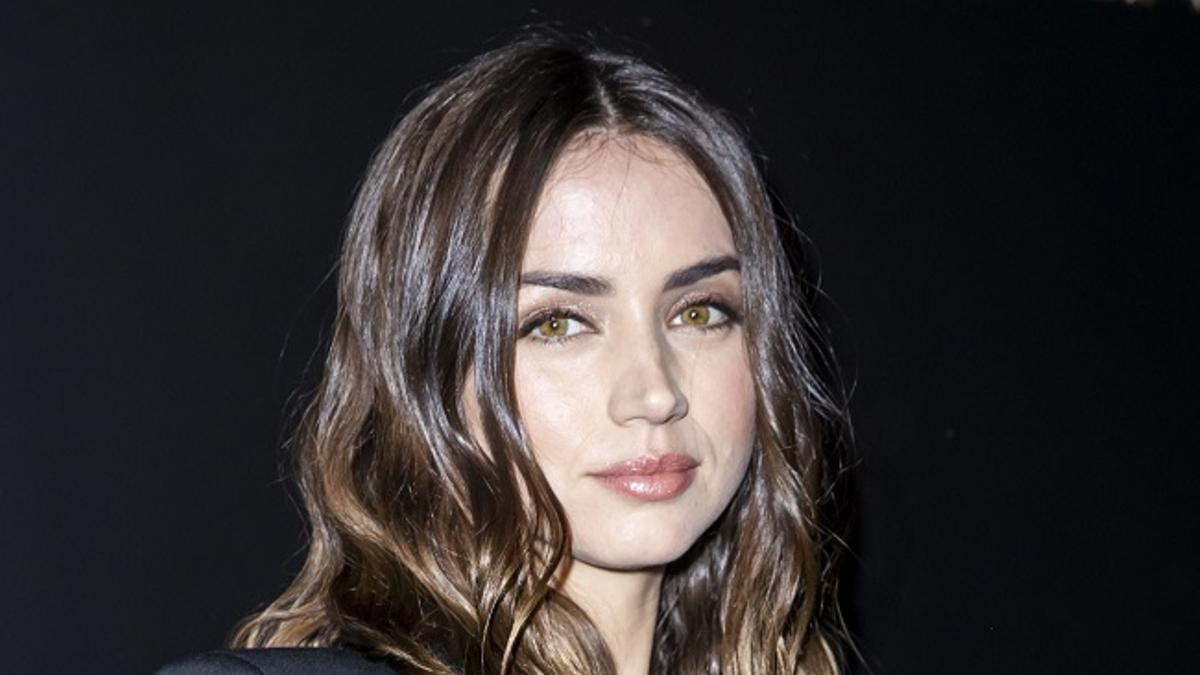 Ana de Armas durante la presentación de la nueva colección de Saint Laurent