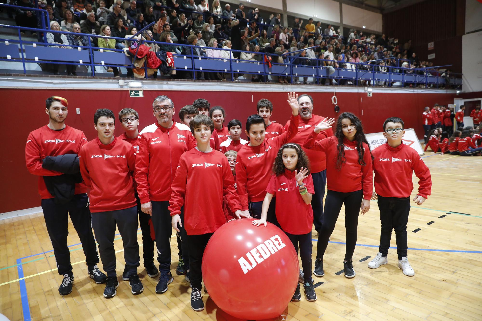 EN IMÁGENES: El Grupo Covadonga presenta sus 27 selecciones deportivas