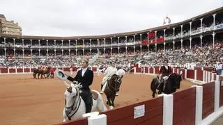 Diego Ventura corta la única oreja en la ilusionante alternativa de Javier Funtanet en Gijón