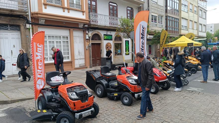 La muestra de maquinaria agrícola y una feria con 90 caballos a concurso inauguran el San Marcos en Noia