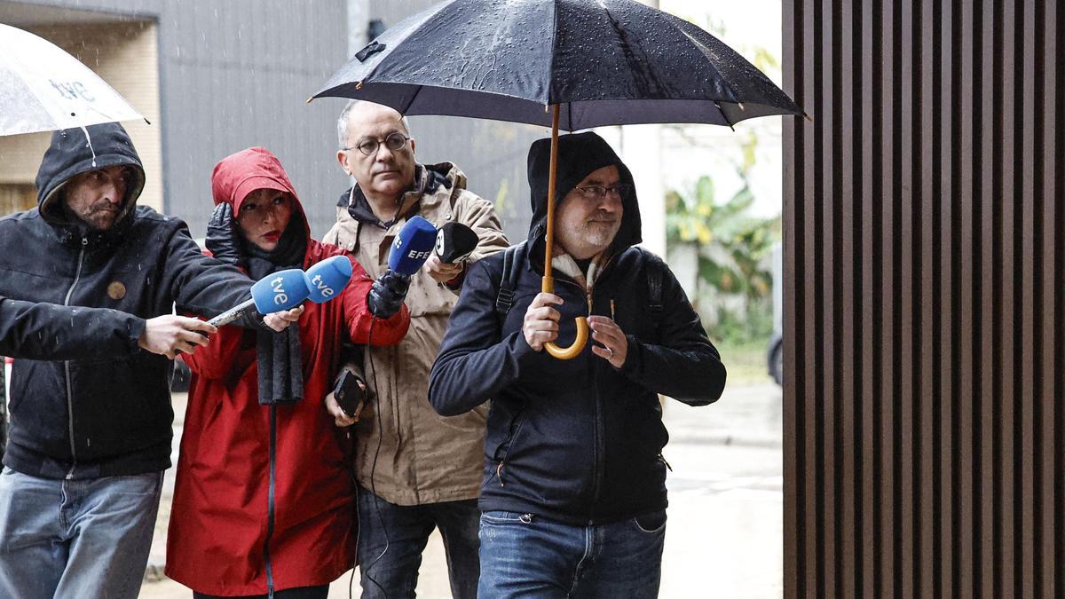 Jorge Suárez, subdirector general de Emergencias, a su llegada al Juzgado de Catarroja a declarar como testigo en la causa de la dana.