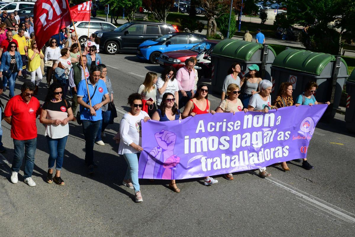 Las imágenes de la manifestación del 1º de Mayo en Cangas