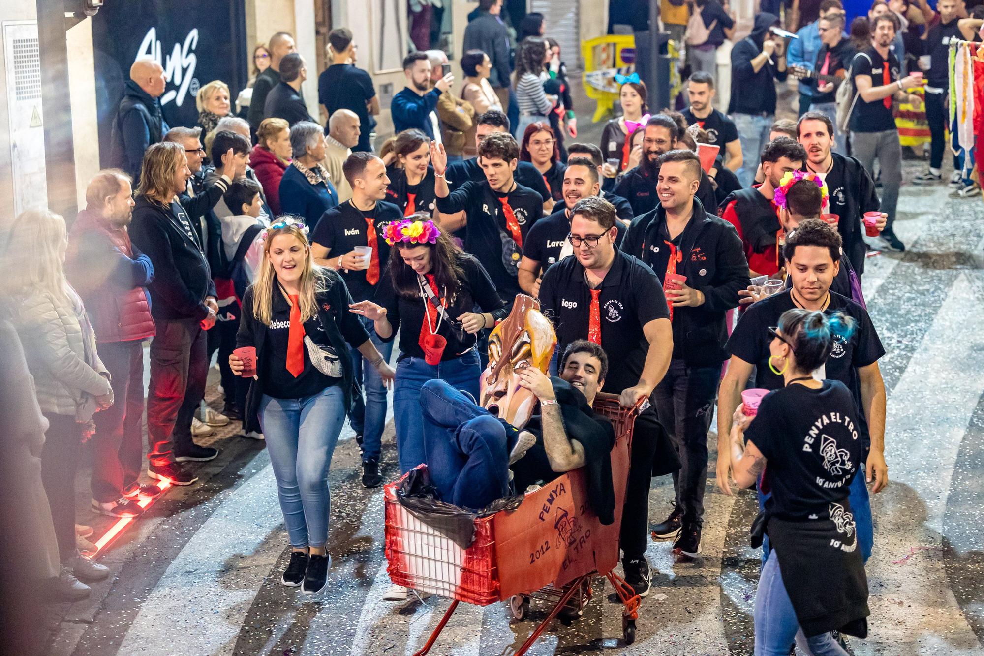 La Entrada de Peñas marca el inicio de las Fiestas de Benidorm