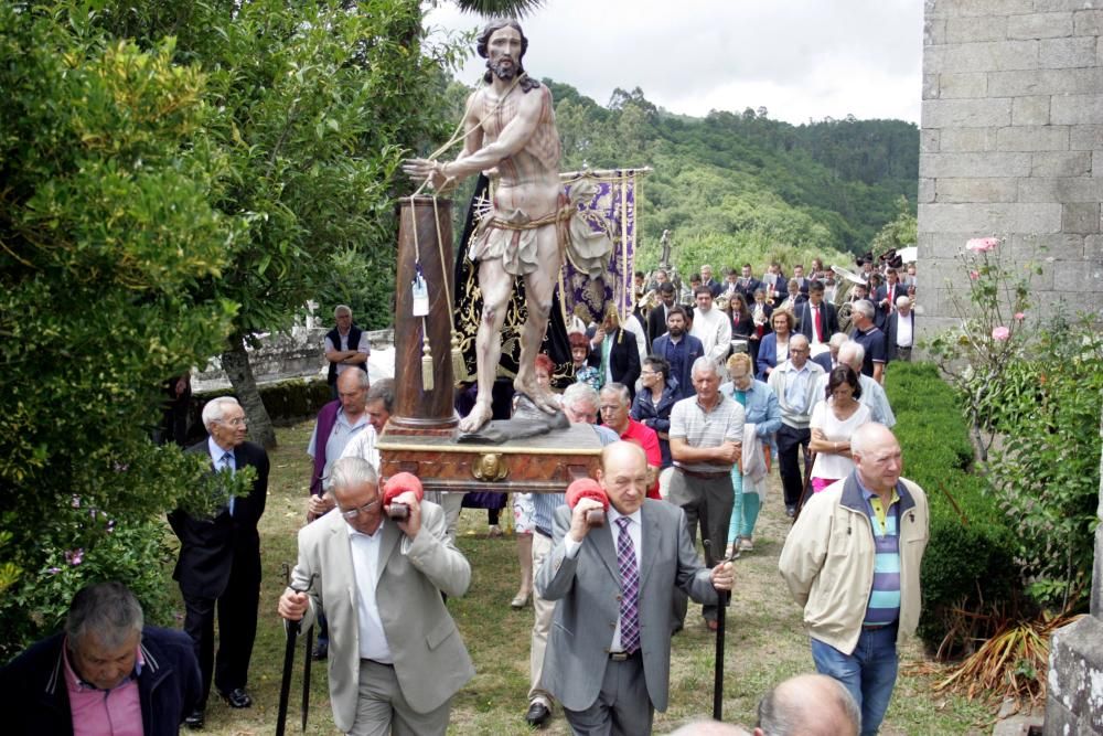 Procesión de la Virxe das Dores en Cerdedo