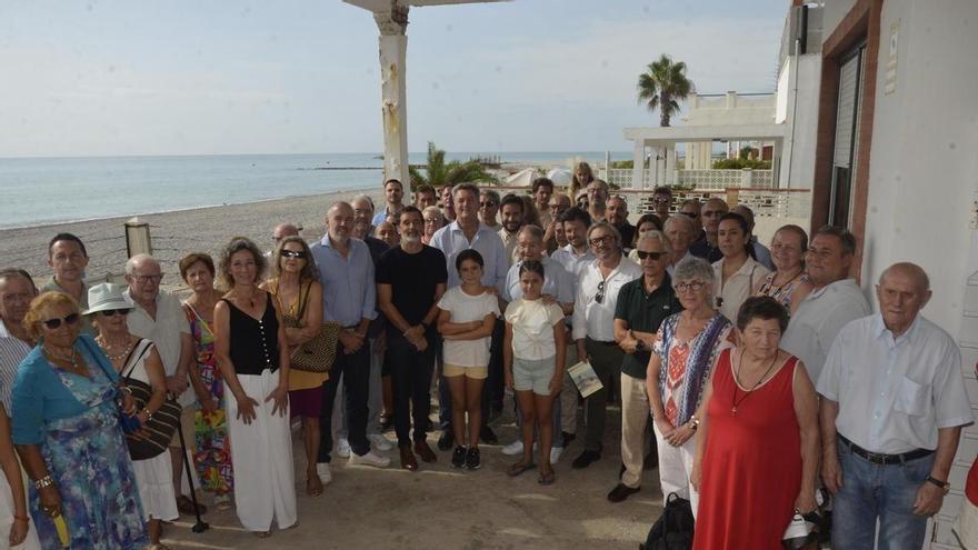 Una gran alianza vecinal une la costa de Castellón para defender las playas y frenar la regresión