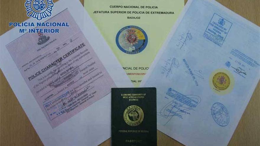 Detienen en Badajoz a una nigeriana por falsificar documentos para tener residencia