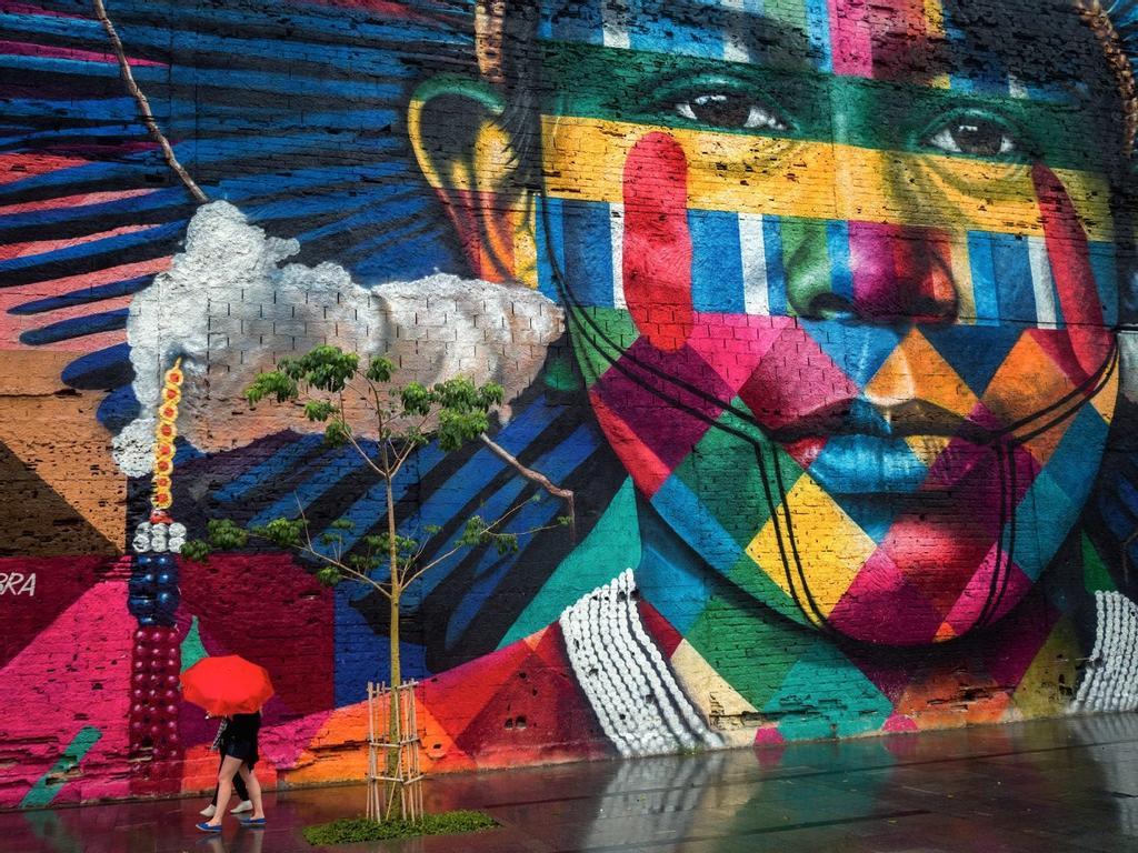 Mural Etnias en el Boulevard Olímpico de Rio de Janeiro