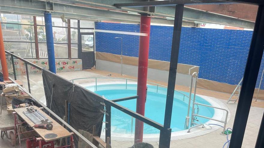 El grito de auxilio de las familias del centro de atención a la discapacidad de Las Longueras, en Telde: aguas fecales, baños inoperativos y presuntas «negligencias»